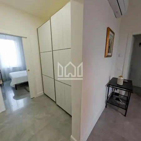 Gold River House 公寓 费拉拉