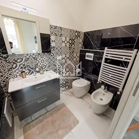 Gold River House Ferrara