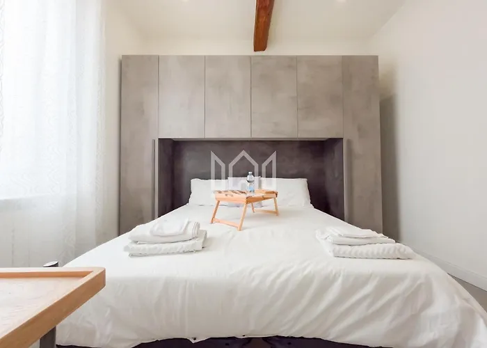 Gold River House Apartman Ferrara